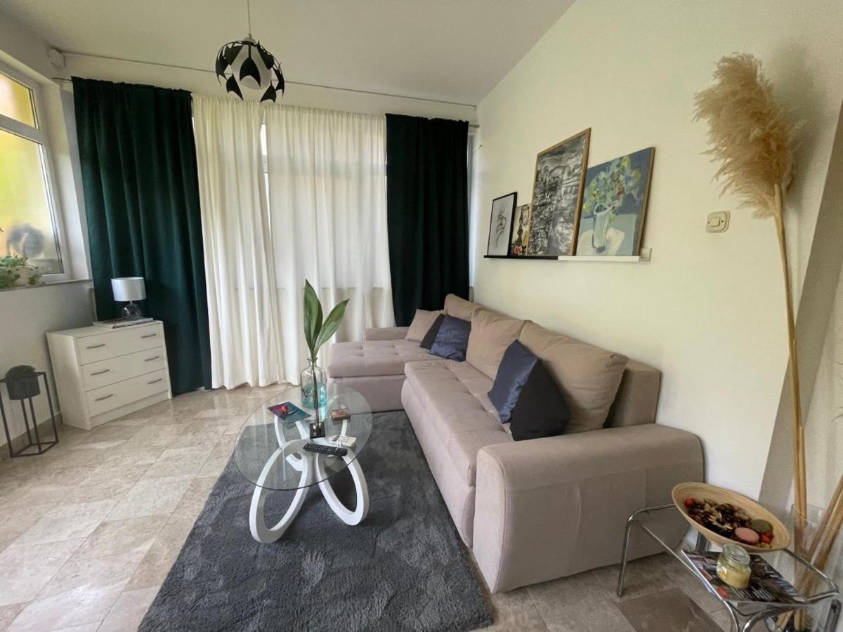 Villa Tamara With Garden And River View - Free Private Parking - Garage Mostar Kültér fotó