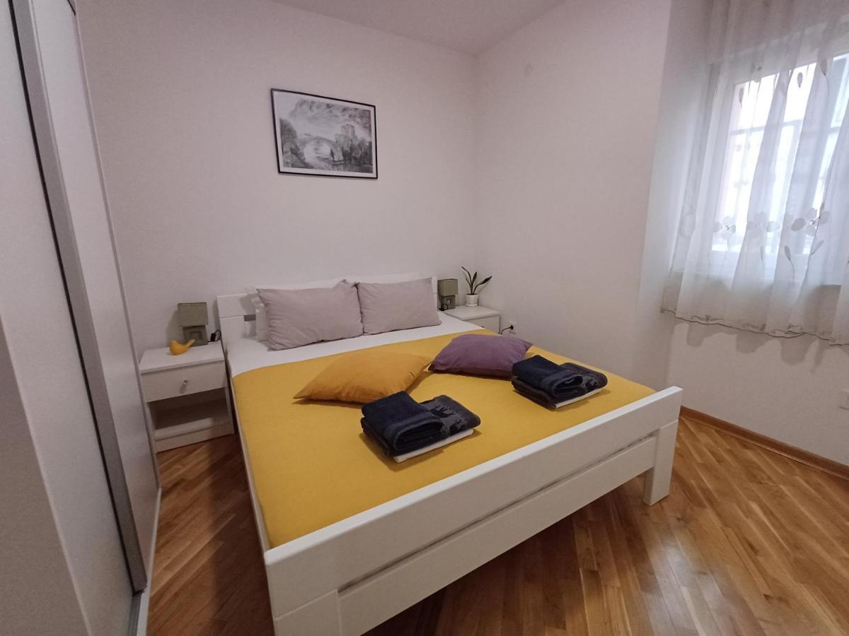 Villa Tamara With Garden And River View - Free Private Parking - Garage Mostar Kültér fotó
