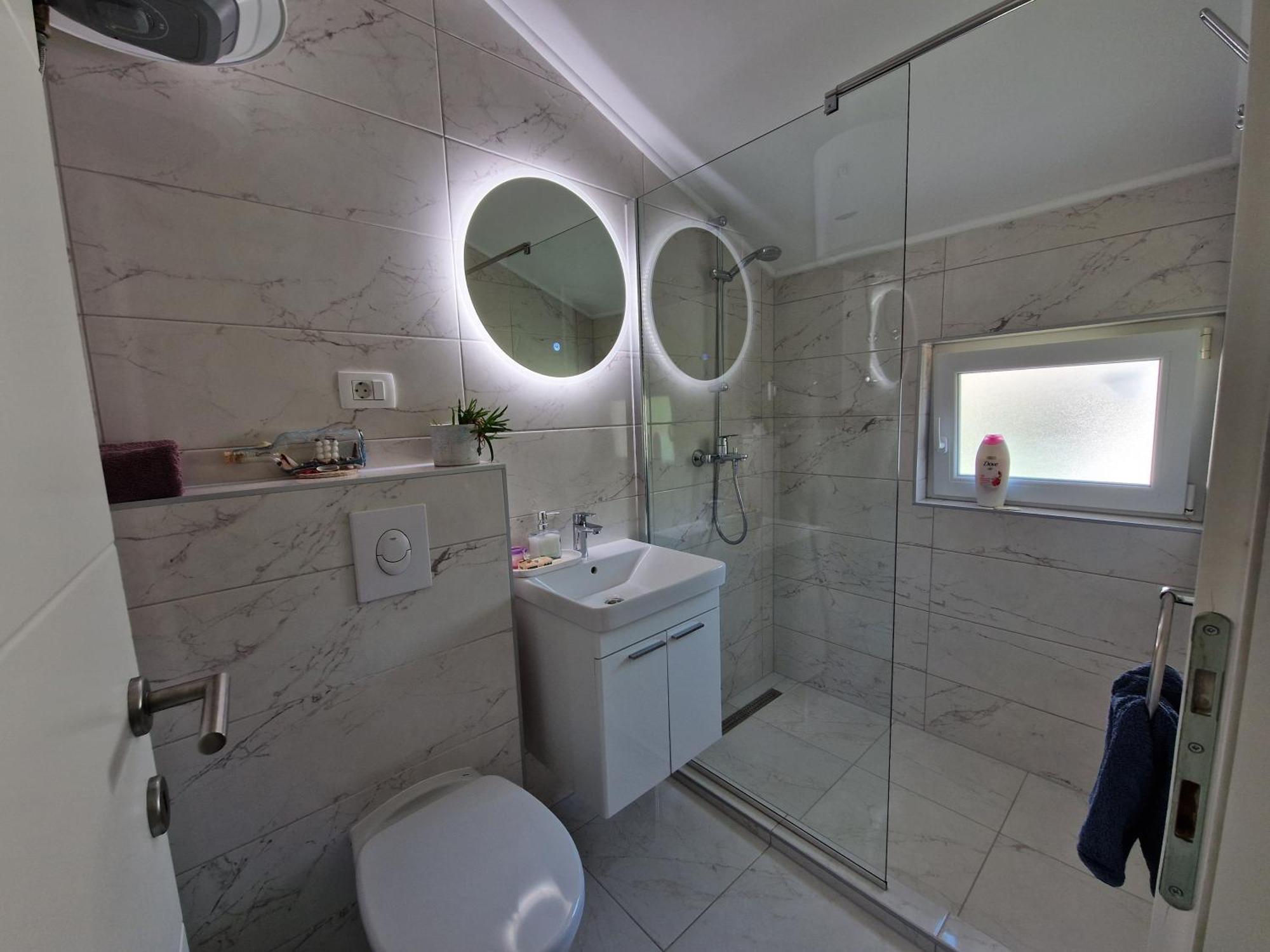 Villa Tamara With Garden And River View - Free Private Parking - Garage Mostar Kültér fotó