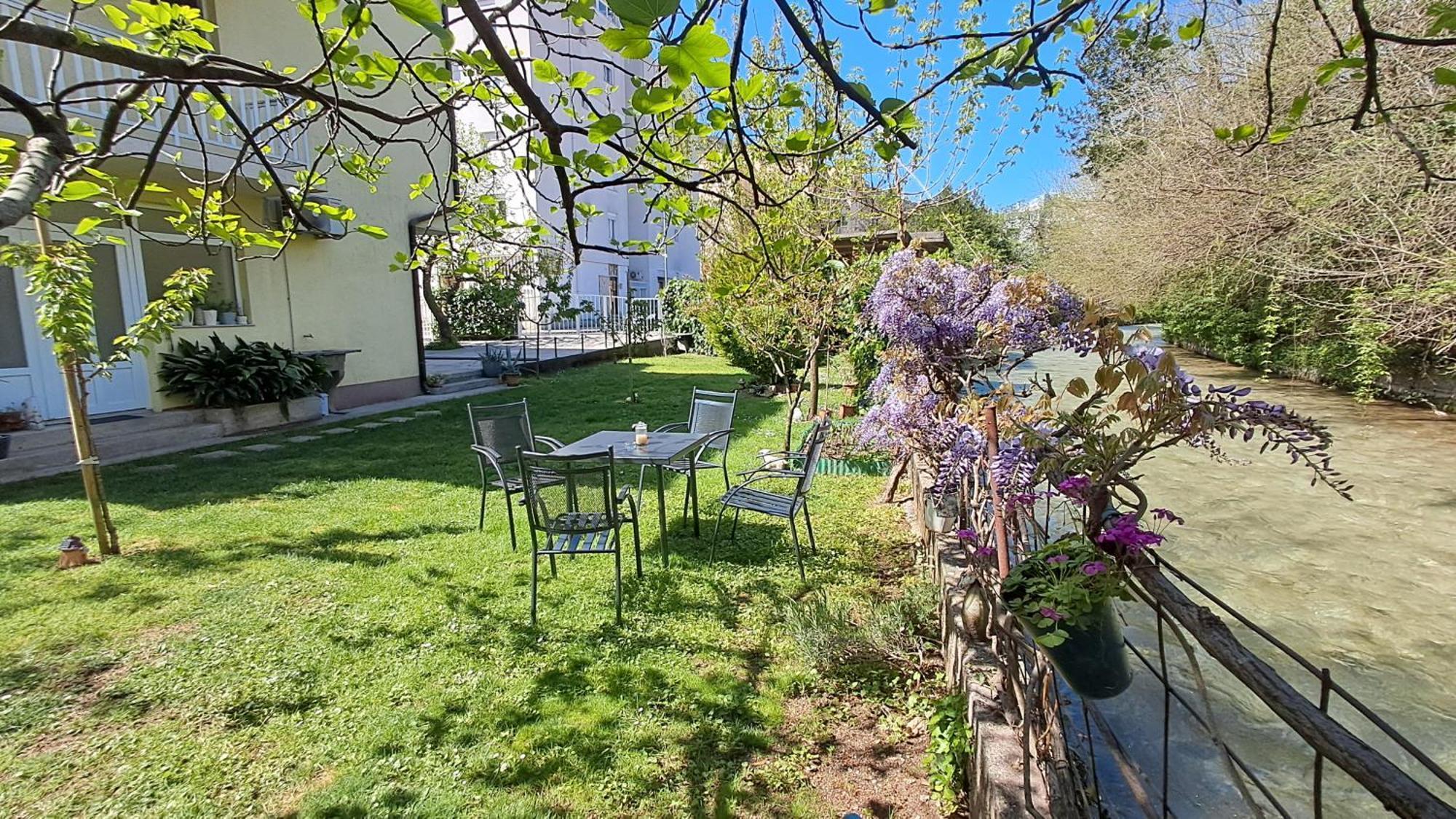 Villa Tamara With Garden And River View - Free Private Parking - Garage Mostar Kültér fotó